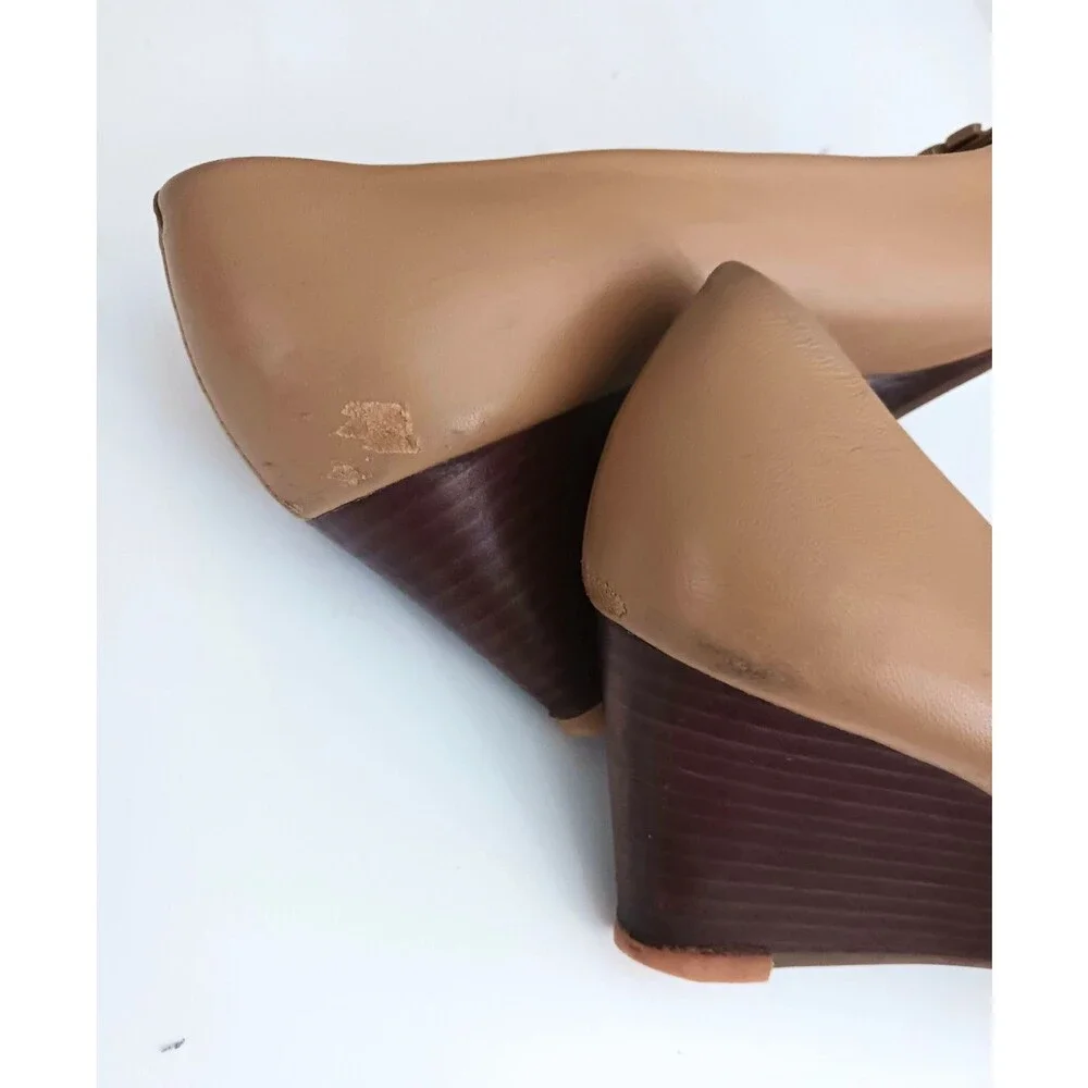 Tory Burch Lowell Peep Toe Wedge Camel Tan Leaher Stacked Wood Heel Dustbag 7.5M